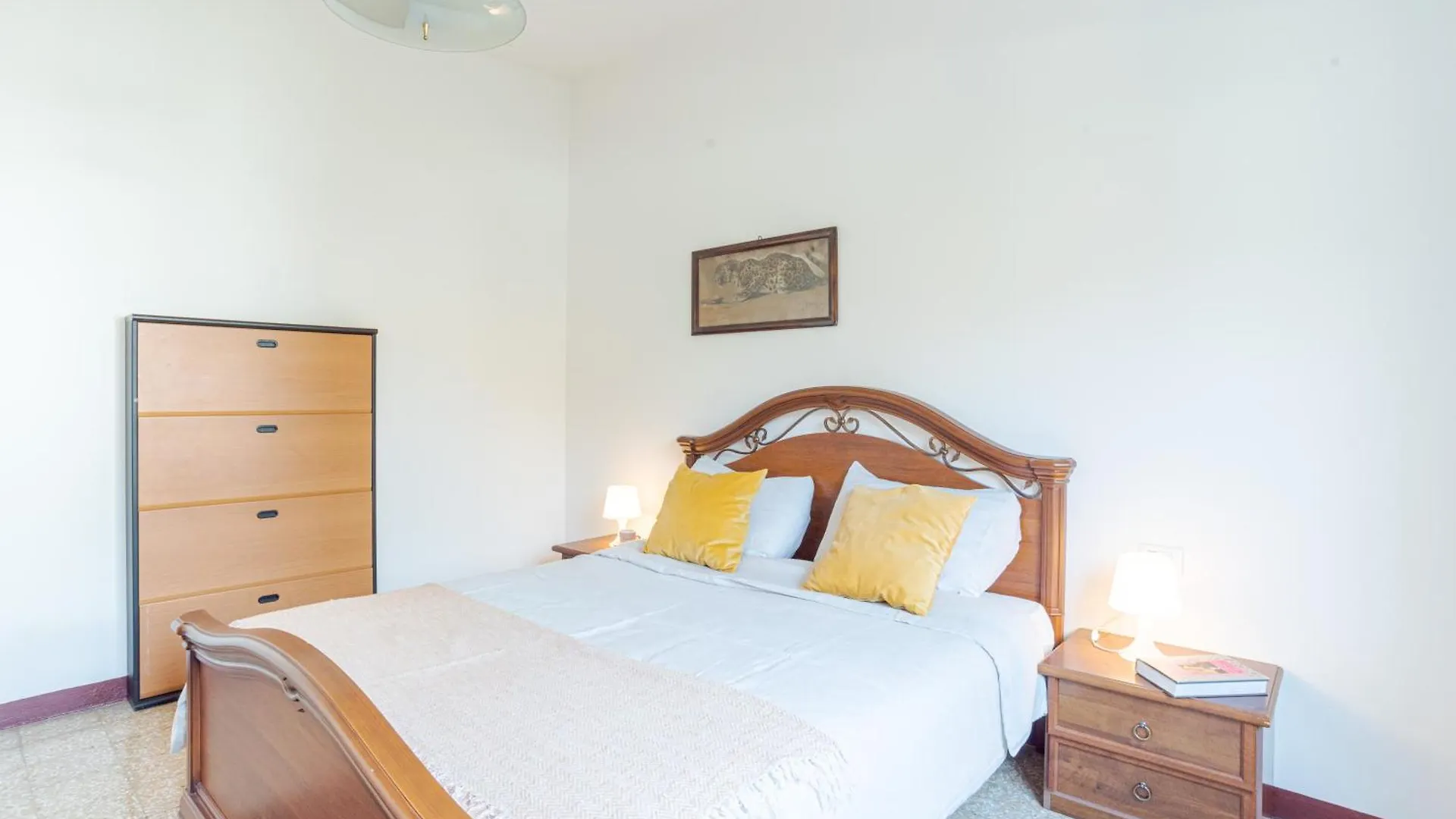 Bright & Cosy Apartments With Balcony Barni 0*,  Italy