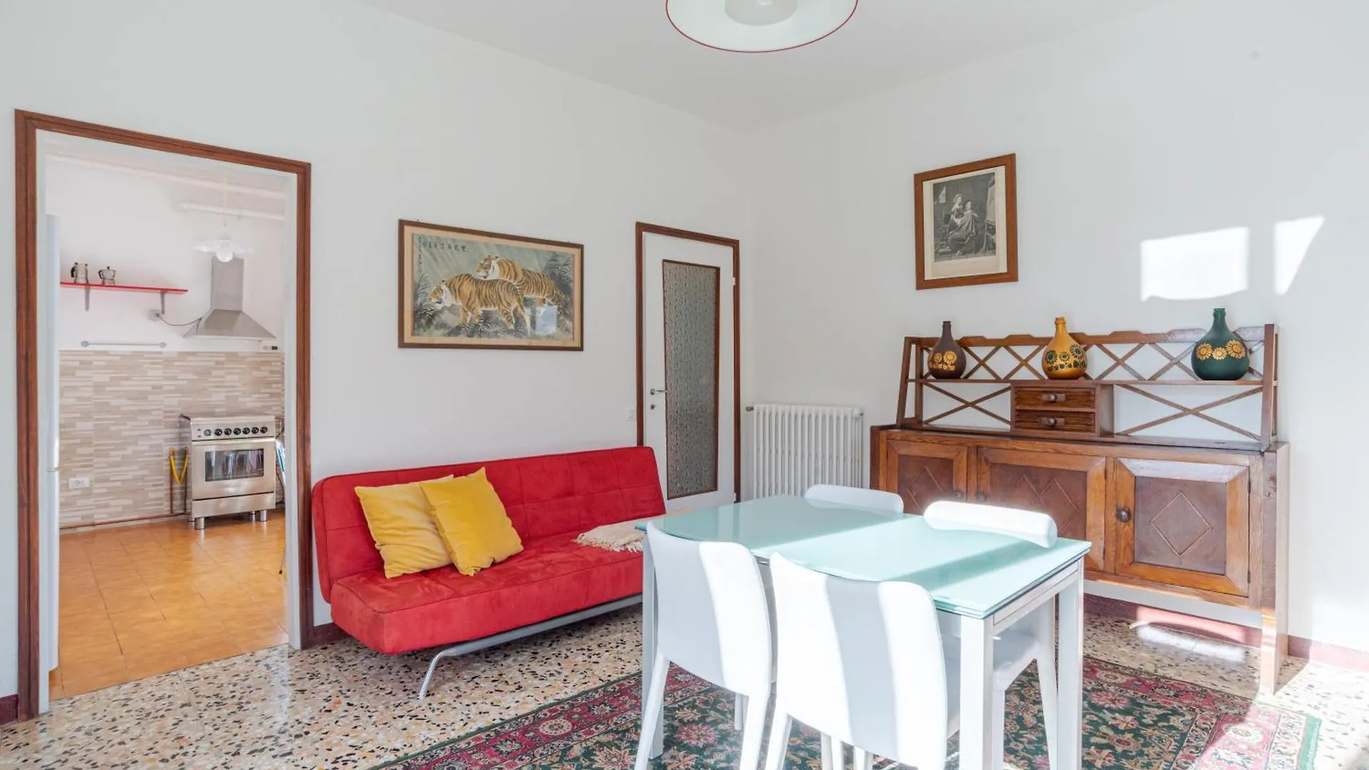 Bright & Cosy Apartments With Balcony Barni